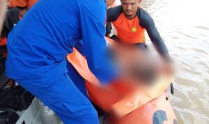 Tenggelam di Sungai Kapuas