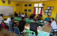 rapat pengurus koperasi MUTS