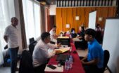 Antrean warga di layanan paspor Imigrasi Pontianak